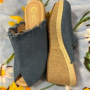 Cato brand demon wedge